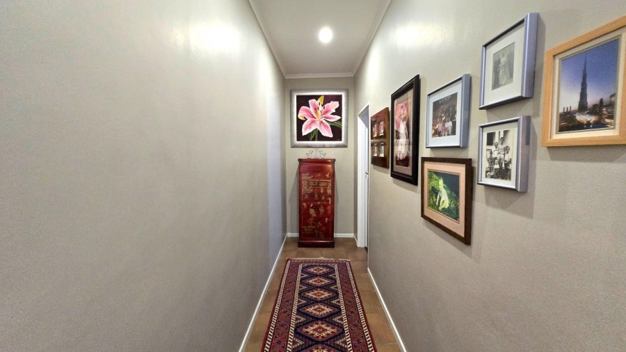 4 Bedroom Property for Sale in Kleinbaai Western Cape